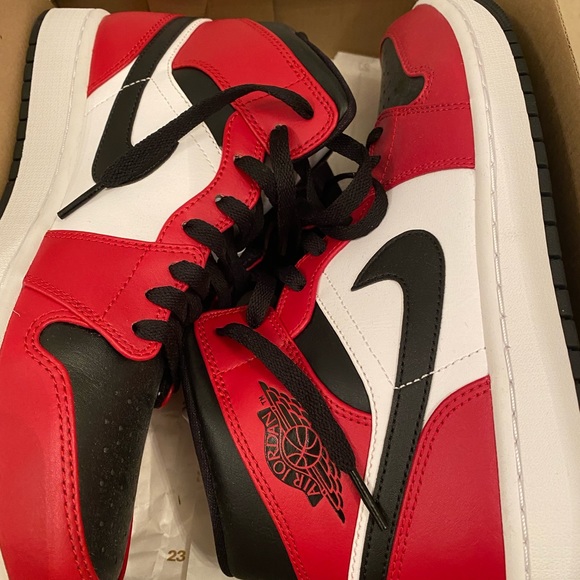 Jordan - Picture 5 of 7